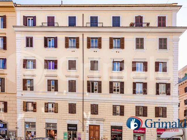 Appartamento in vendita a Roma RM