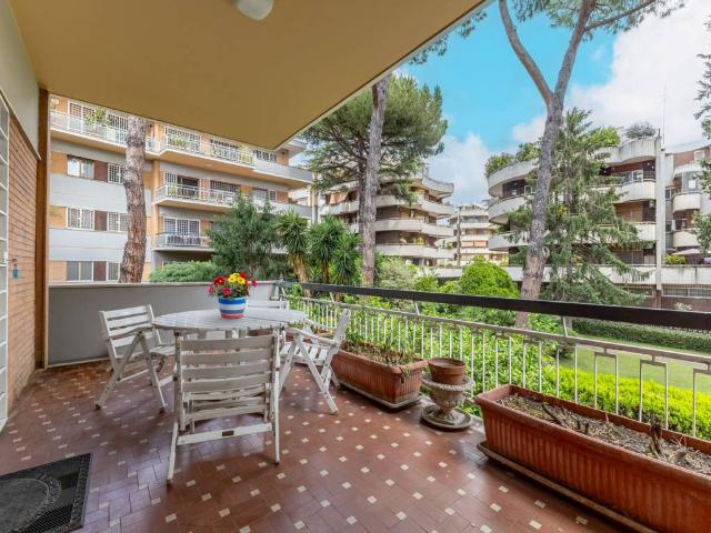 Appartamento in vendita a Roma RM