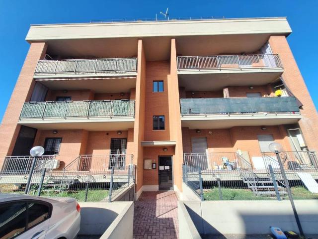Appartamento in vendita a Roma RM