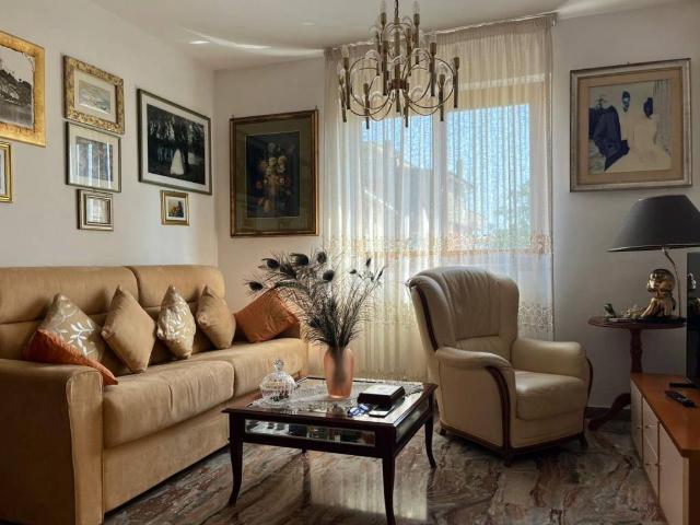Appartamento in vendita a Roma RM
