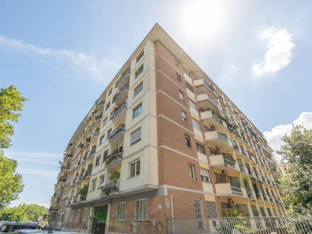Appartamento in vendita a Roma RM