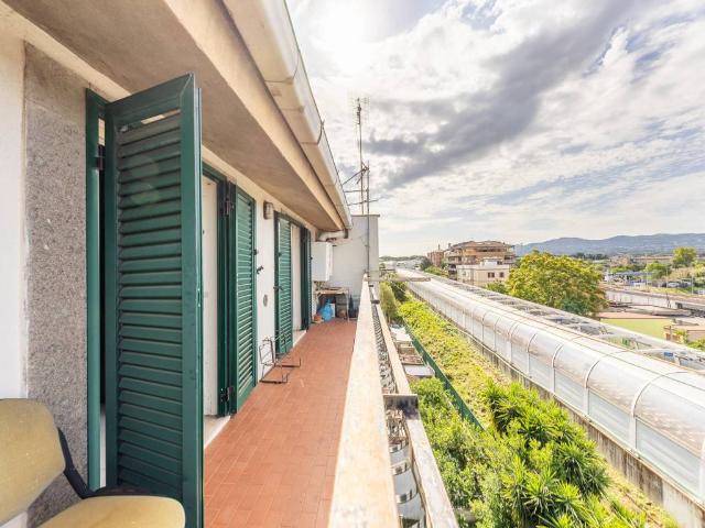 Appartamento in vendita a Roma RM