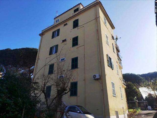 Appartamento in vendita a Roma RM