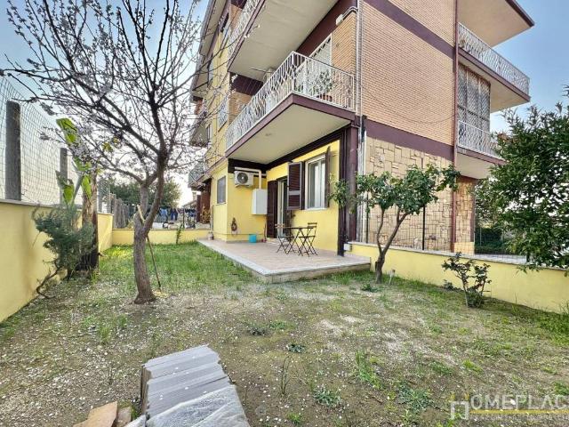 Appartamento in vendita a Roma RM