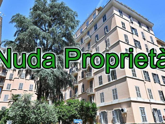 Appartamento in vendita a Roma RM