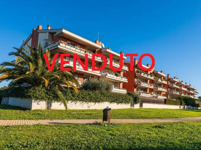 Appartamento in vendita a Roma RM