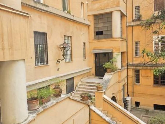 Appartamento in vendita a Roma RM