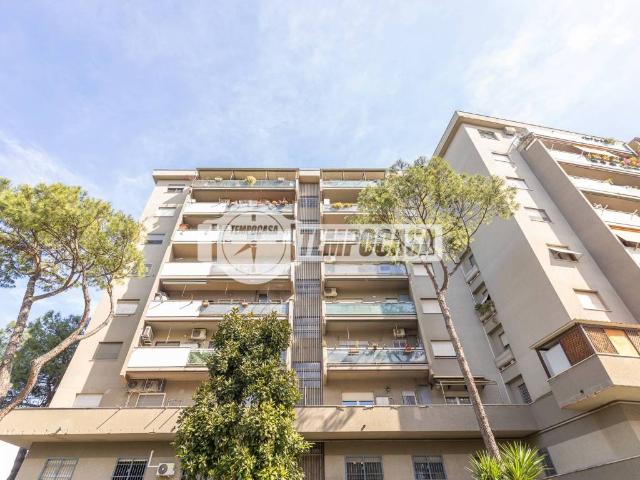 Appartamento in vendita a Roma RM