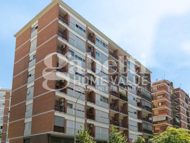 Appartamento in vendita a Roma RM