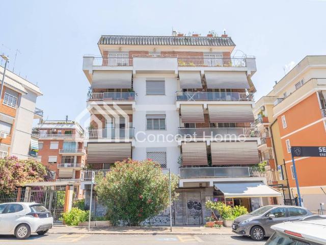 Appartamento in vendita a Roma RM
