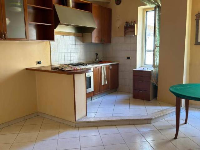 Appartamento in vendita a Roma RM