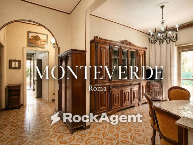 Appartamento in vendita a Roma RM