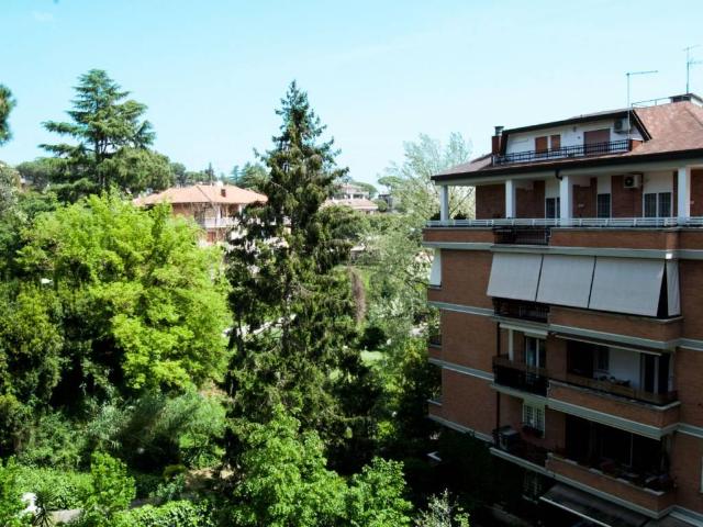Appartamento in vendita a Roma RM