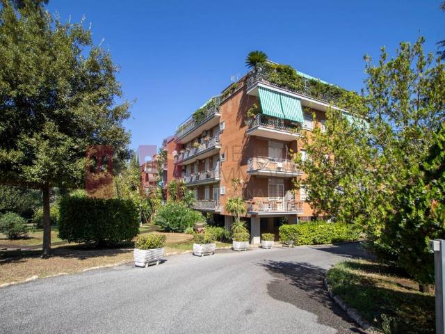 Appartamento in vendita a Roma RM