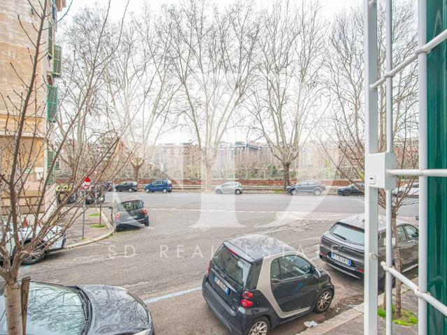 Appartamento in vendita a Roma RM