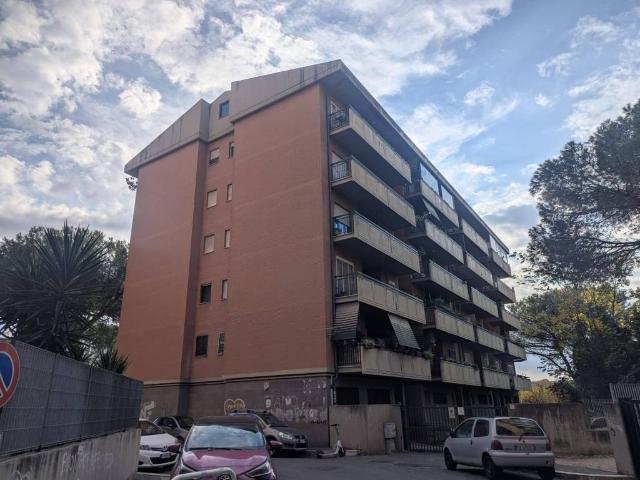 Appartamento in vendita a Roma RM