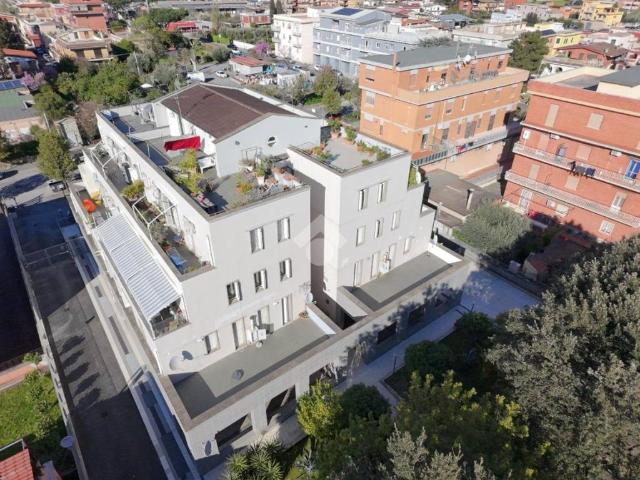 Appartamento in vendita a Roma RM
