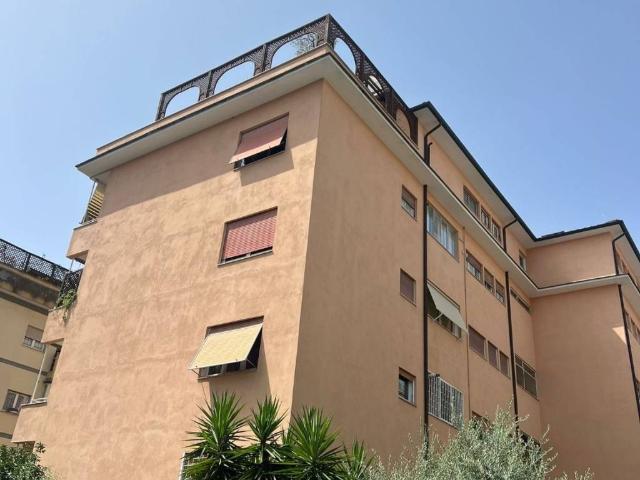 Appartamento in vendita a Roma RM