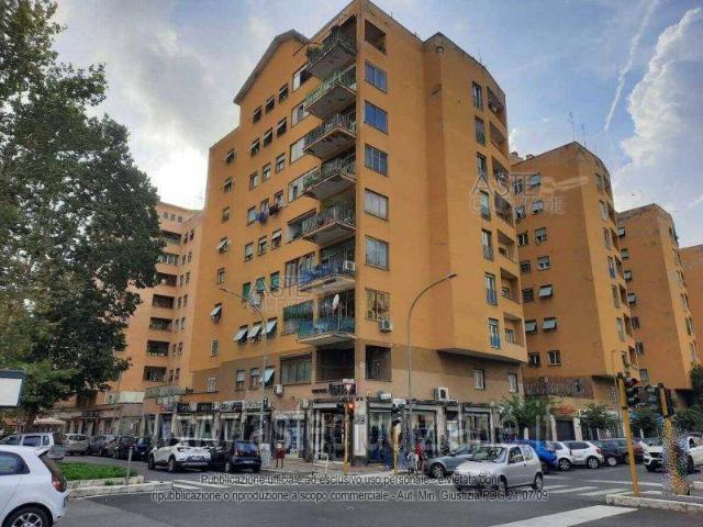 Appartamento in vendita a Roma RM