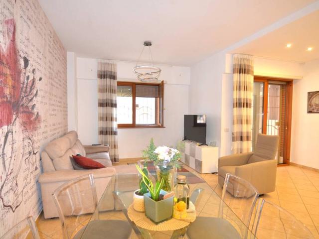 Appartamento in vendita a Roma RM