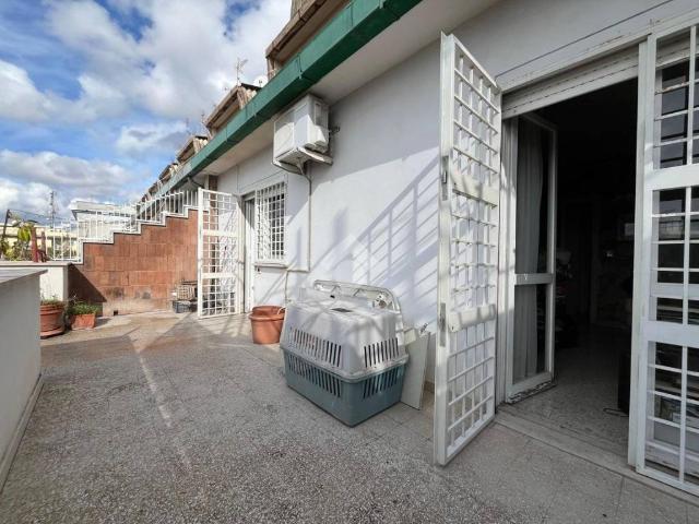 Appartamento in vendita a Roma RM