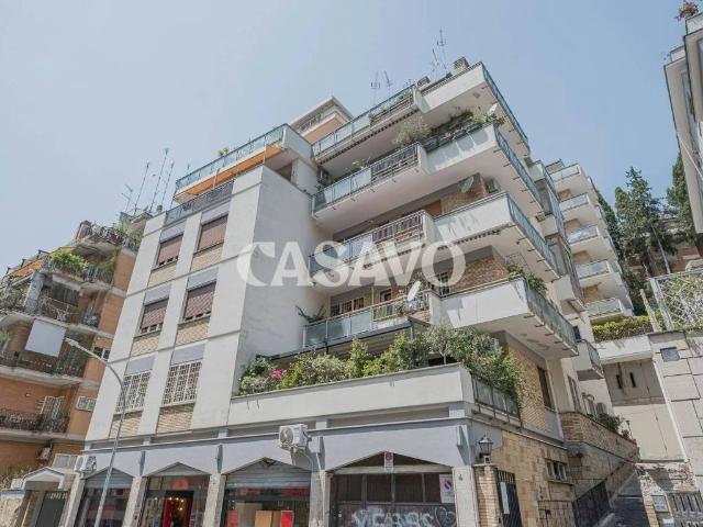 Appartamento in vendita a Roma RM