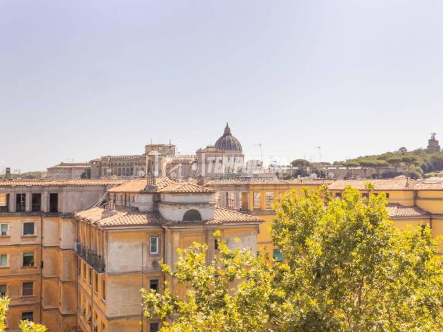 Attico / Mansarda in vendita a Roma RM