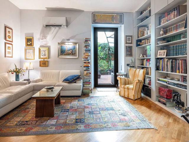 Appartamento in vendita a Roma RM