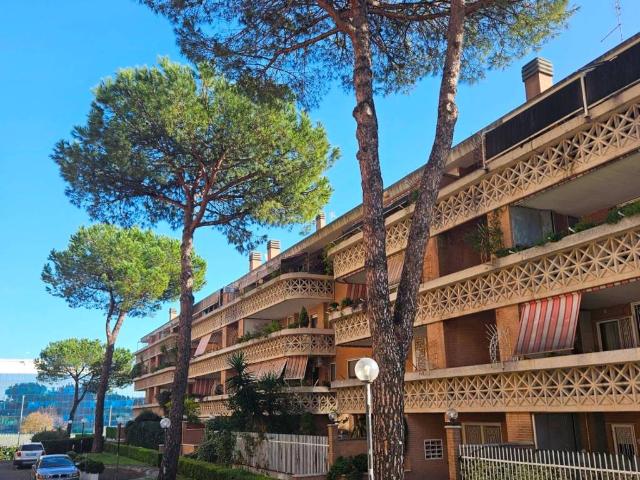 Appartamento in vendita a Roma RM