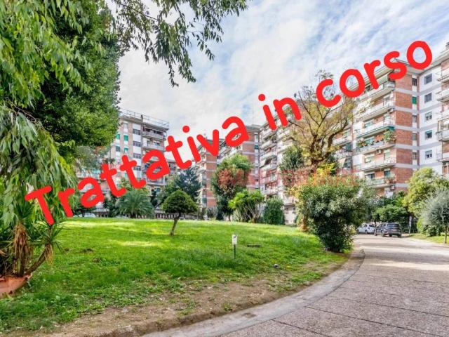 Appartamento in vendita a Roma RM