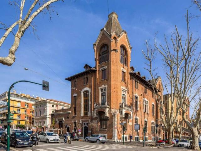 Appartamento in vendita a Roma RM