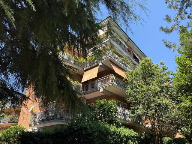 Appartamento in vendita a Roma RM