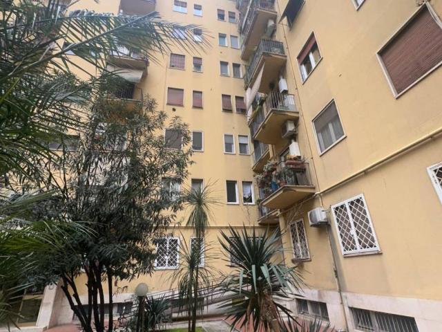 Appartamento in vendita a Roma RM