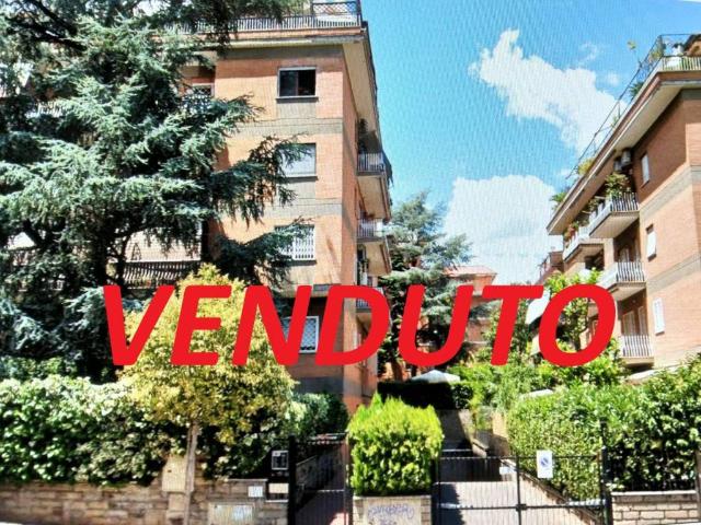 Appartamento in vendita a Roma RM