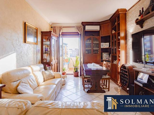 Appartamento in vendita a Roma RM
