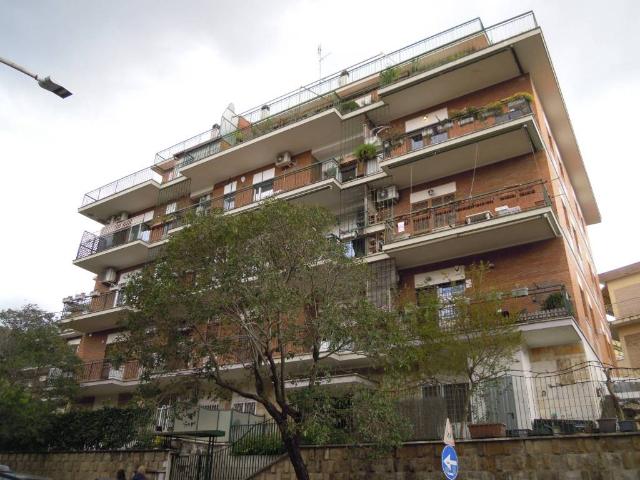 Appartamento in vendita a Roma RM