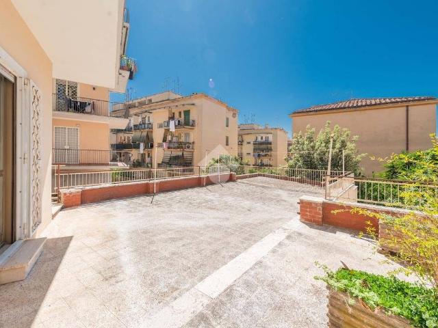 Appartamento in vendita a Roma RM