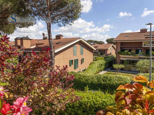 Appartamento in vendita a Roma RM