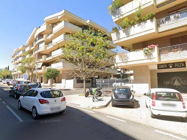 Appartamento in vendita a Roma RM