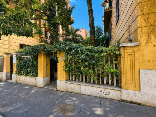 Appartamento in vendita a Roma RM