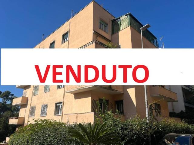 Appartamento in vendita a Roma RM