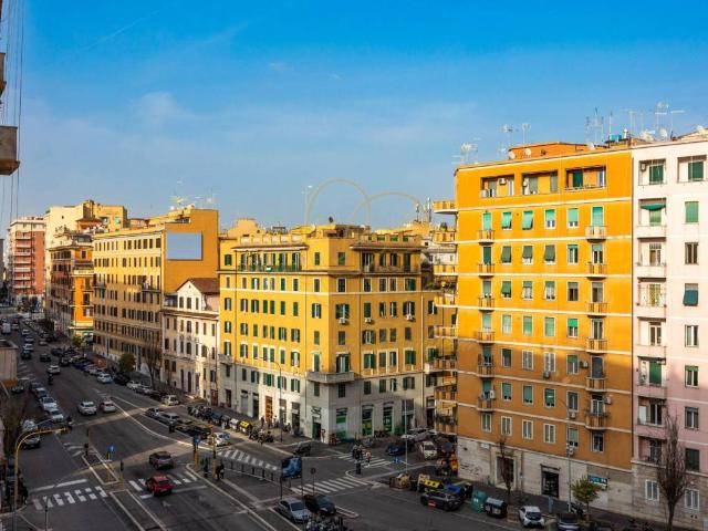 Appartamento in vendita a Roma RM