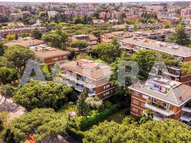 Appartamento in vendita a Roma RM