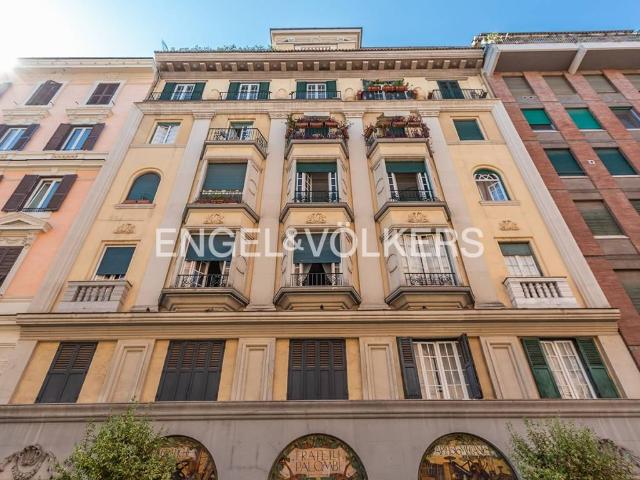 Appartamento in vendita a Roma RM