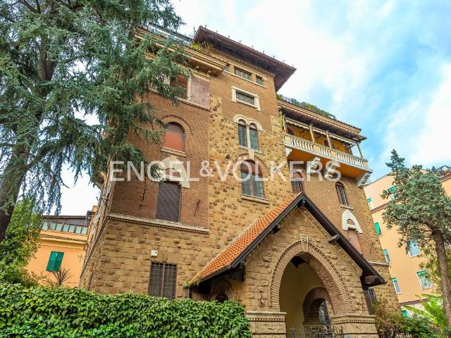 Appartamento in vendita a Roma RM