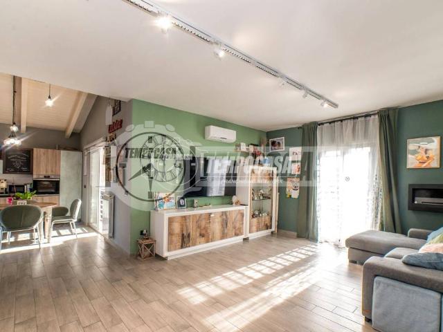 Appartamento in vendita a Roma RM
