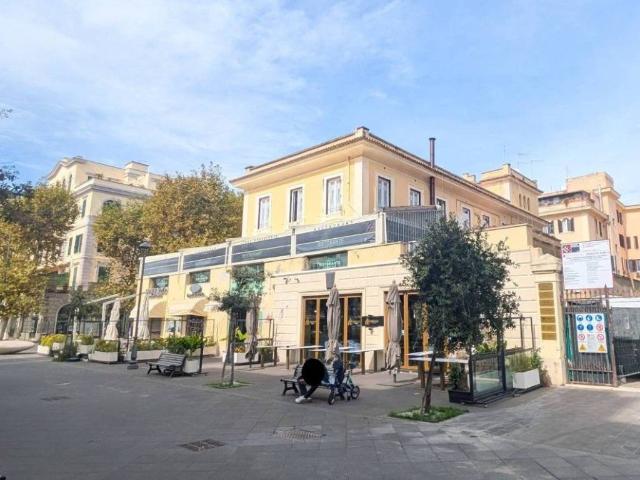 Appartamento in vendita a Roma RM