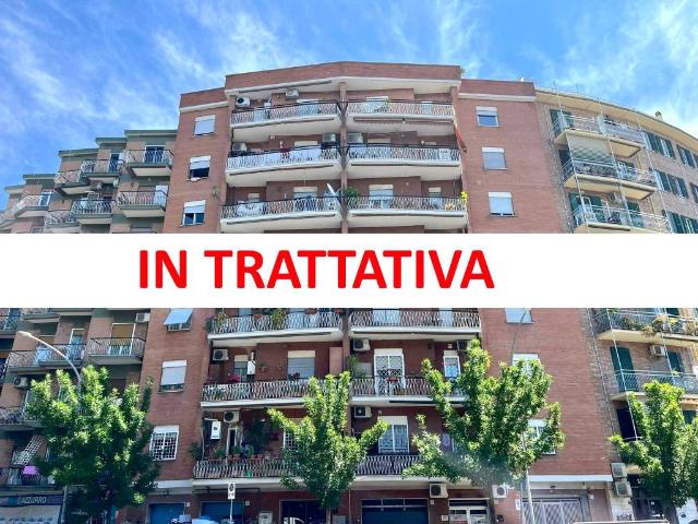 Appartamento in vendita a Roma RM