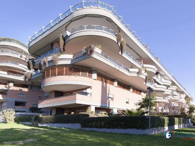 Appartamento in vendita a Roma RM