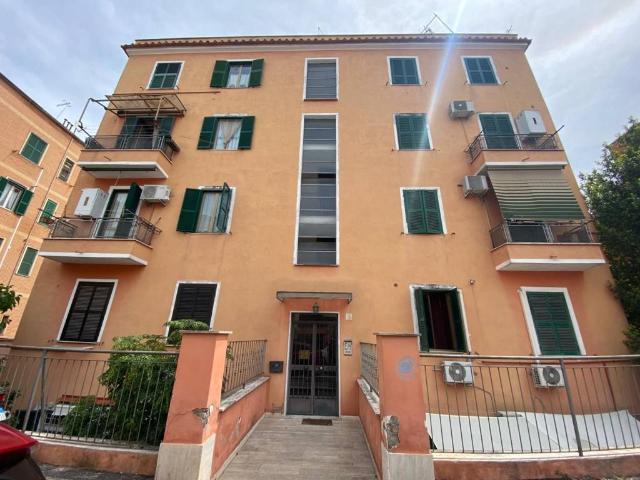 Appartamento in vendita a Roma RM